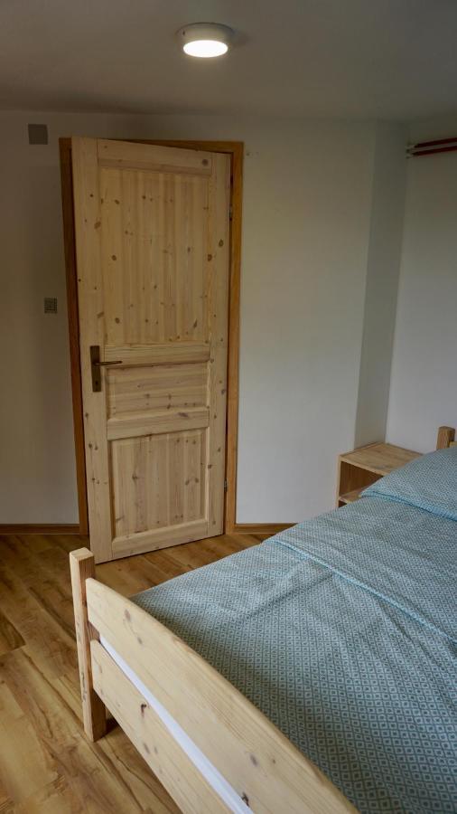 Baselj Lodge Dom Na Lovrencu מראה חיצוני תמונה