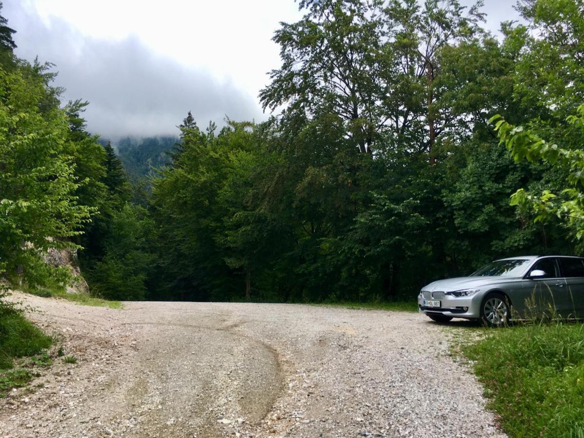 Baselj Lodge Dom Na Lovrencu מראה חיצוני תמונה